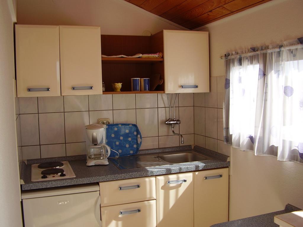 בול Guesthouse Apartment Bozica חדר תמונה