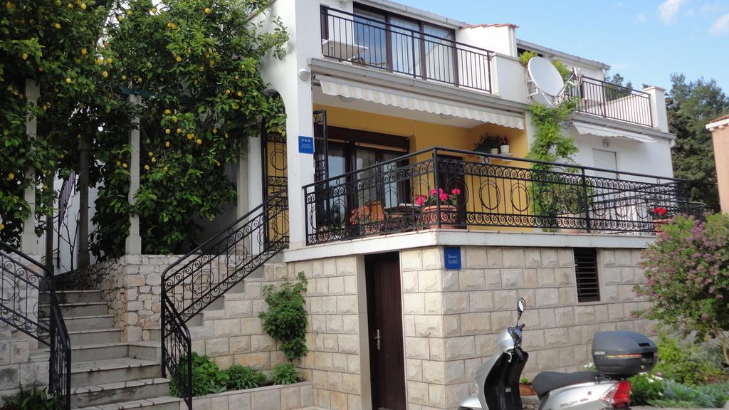 בול Guesthouse Apartment Bozica מראה חיצוני תמונה